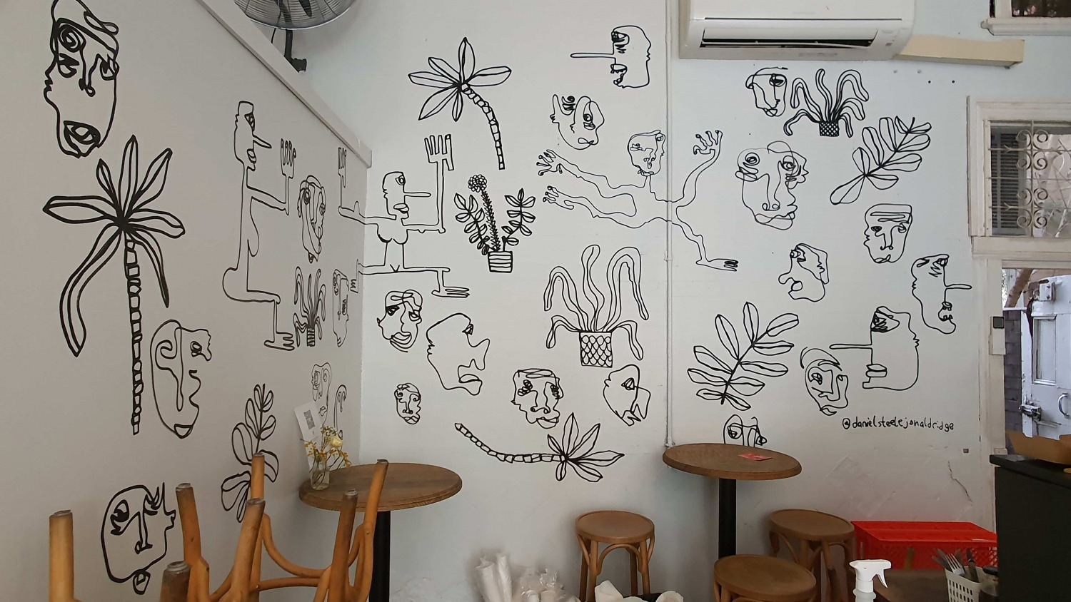 212 Blu Newtown Cafes Bars Sydney Art Out Live